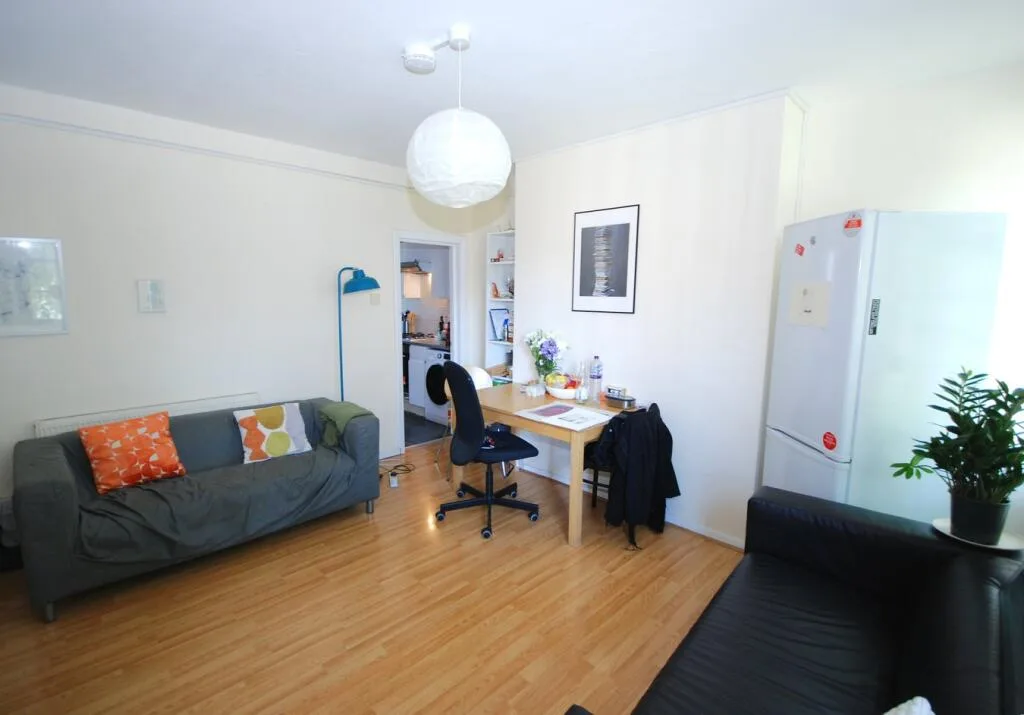 4 bedroom flat for rent