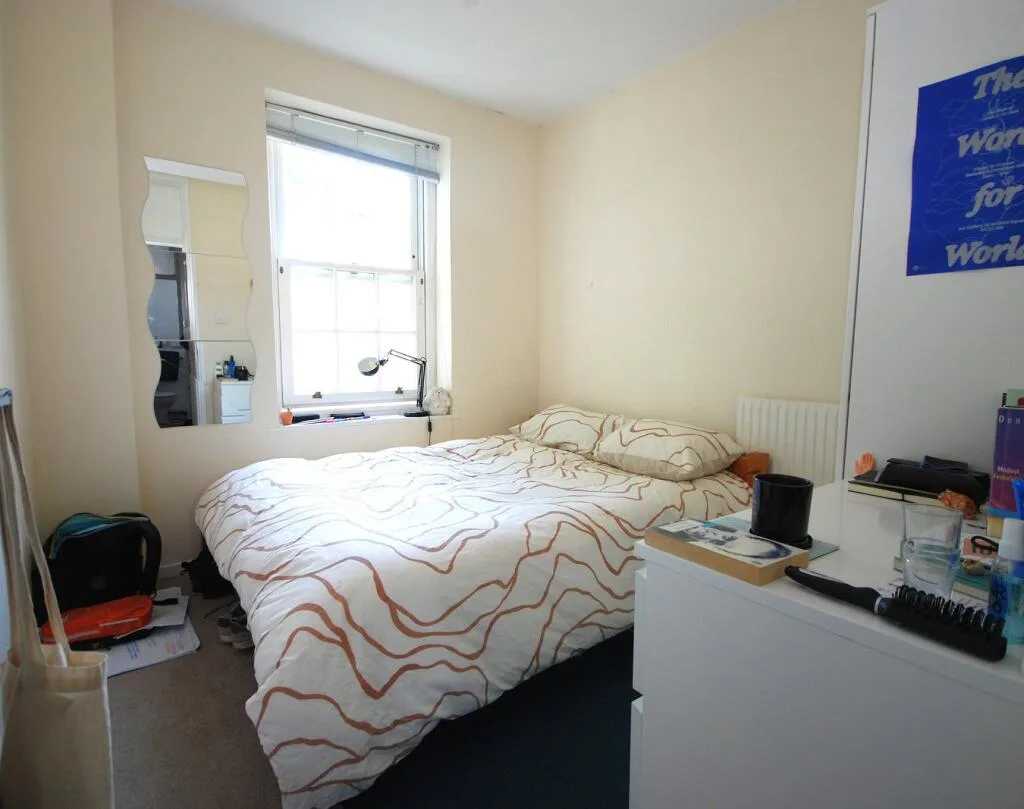 4 bedroom flat for rent