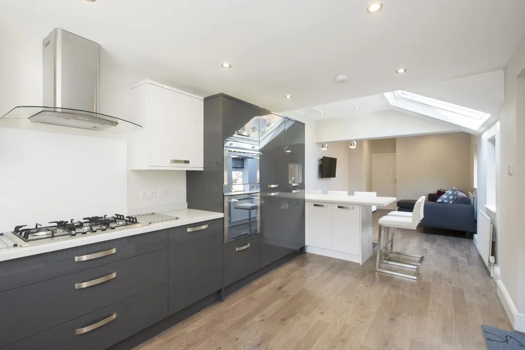 1 bedroom house share for rent