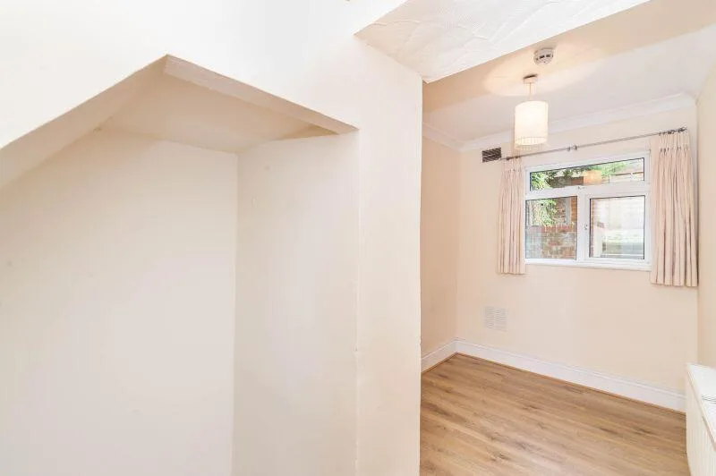 4 bedroom flat for rent