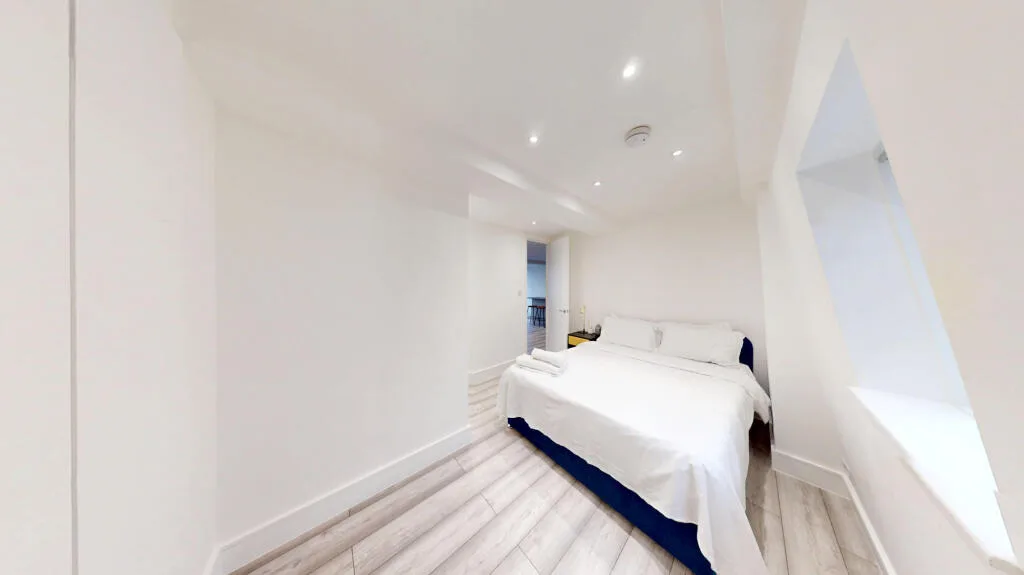 2 bedroom penthouse for rent
