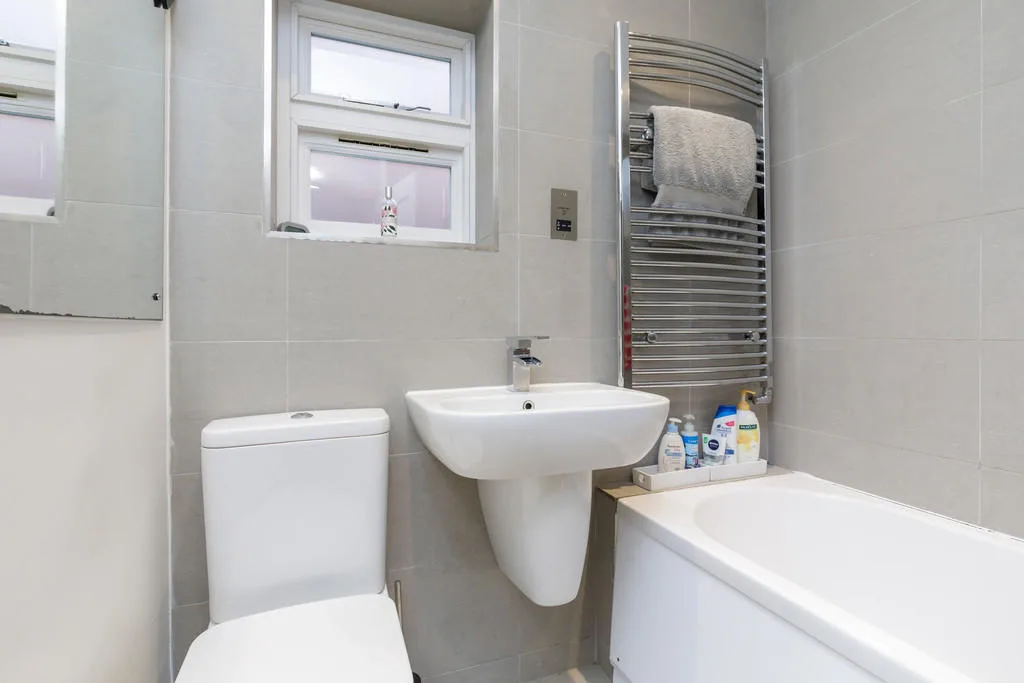 2 bedroom ground floor flat for rent