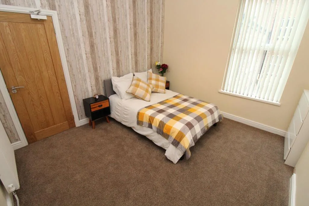 7 bedroom house share for rent