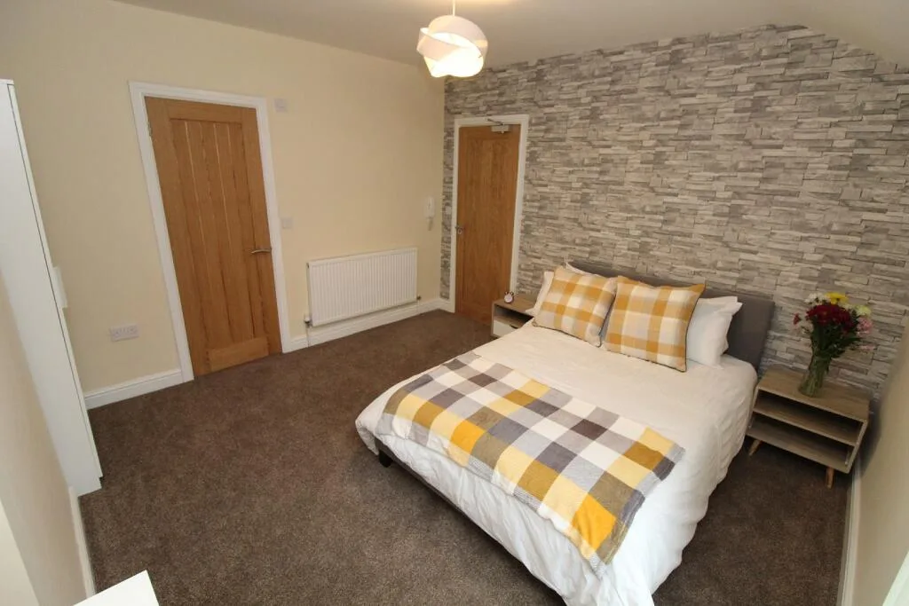 7 bedroom house share for rent
