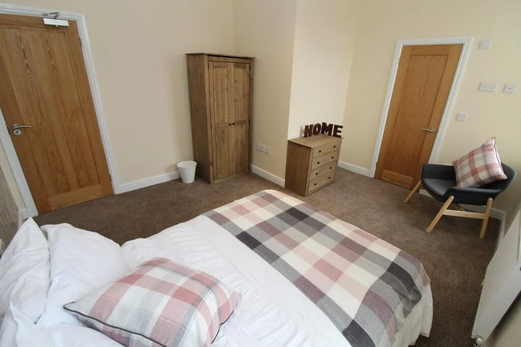 7 bedroom house share for rent