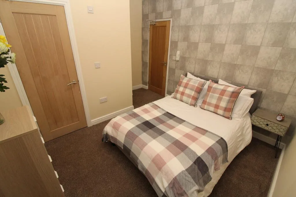 7 bedroom house share for rent