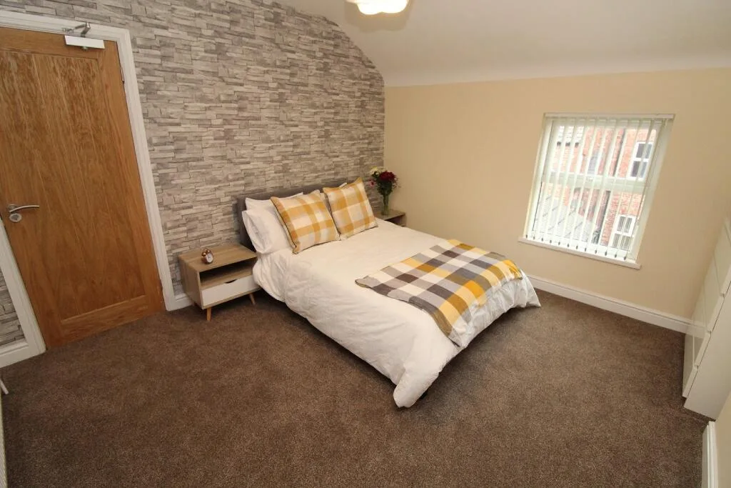 7 bedroom house share for rent