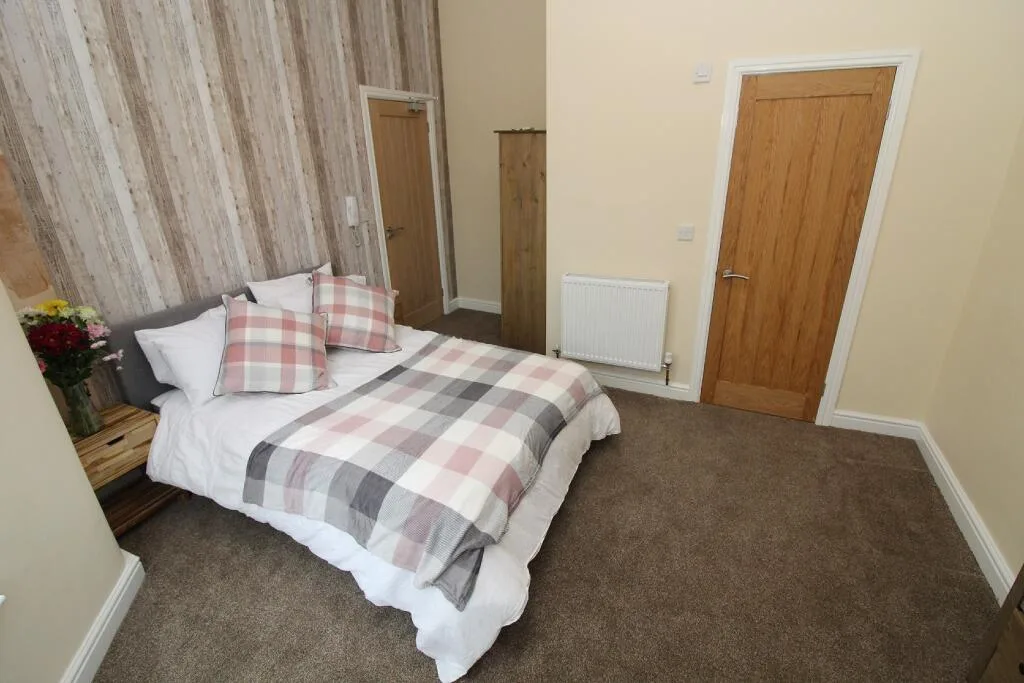 7 bedroom house share for rent