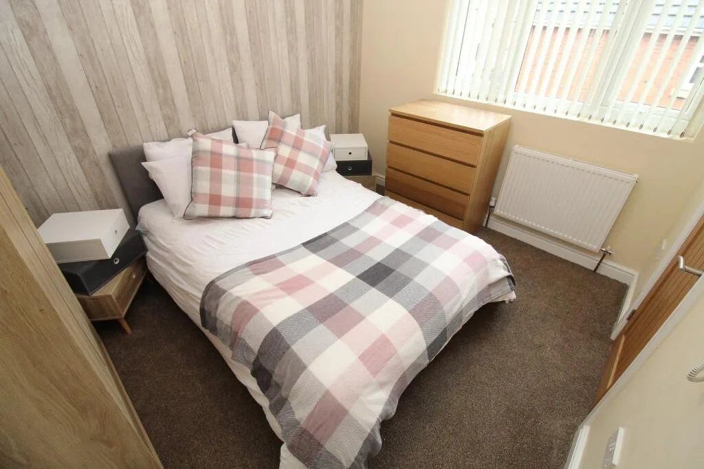 7 bedroom house share for rent