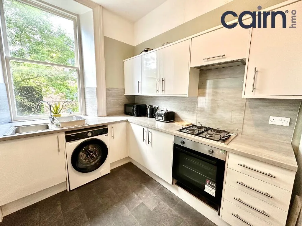 4 bedroom flat for rent