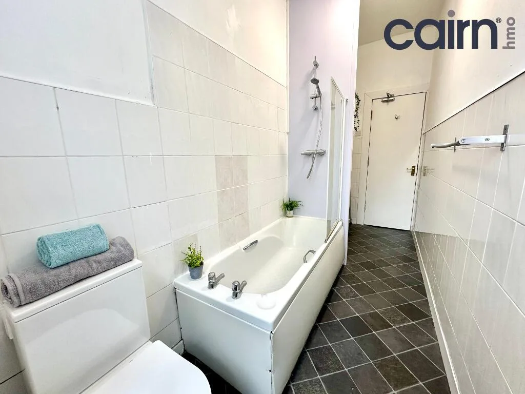 4 bedroom flat for rent