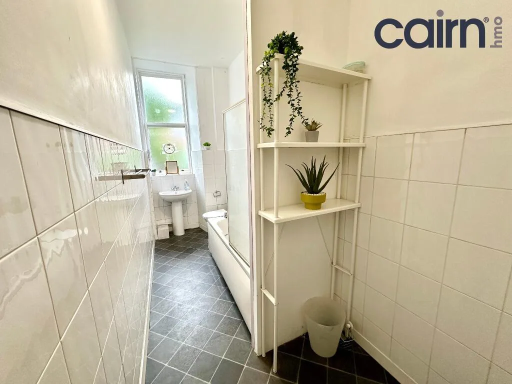 4 bedroom flat for rent