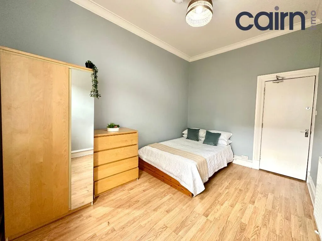 4 bedroom flat for rent