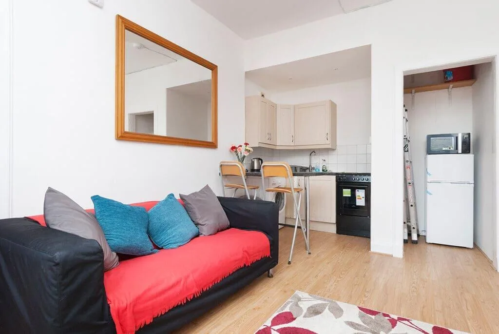 2 bedroom flat for rent