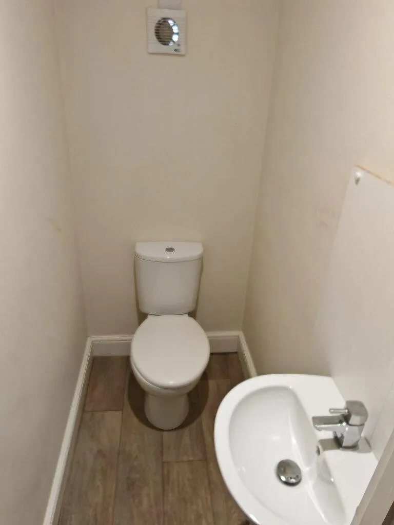 5 bedroom house for rent