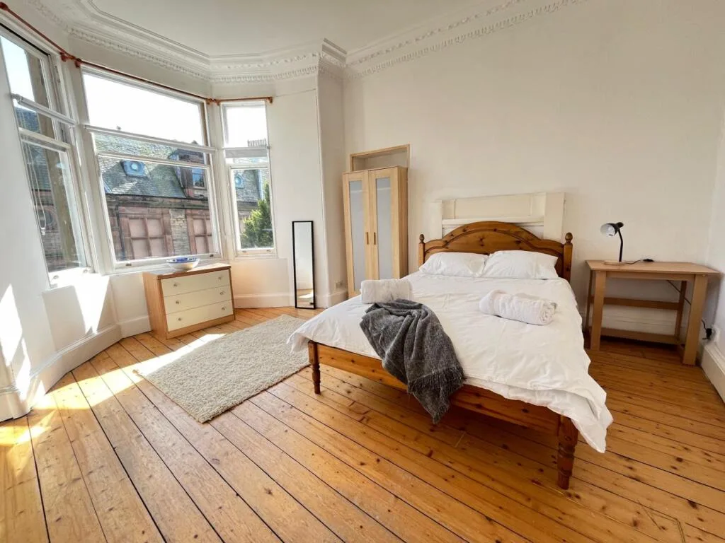 3 bedroom flat for rent