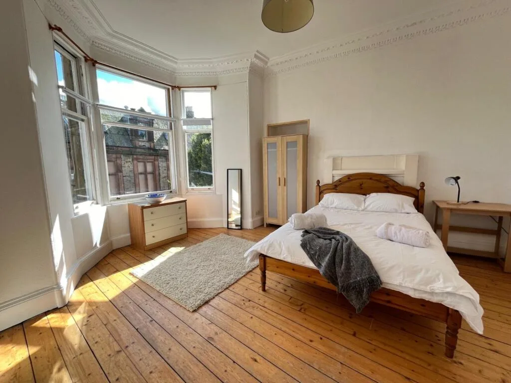 3 bedroom flat for rent