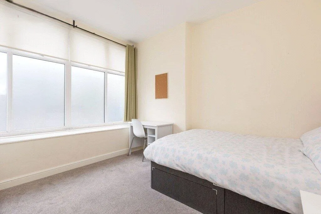 5 bedroom apartment for rent