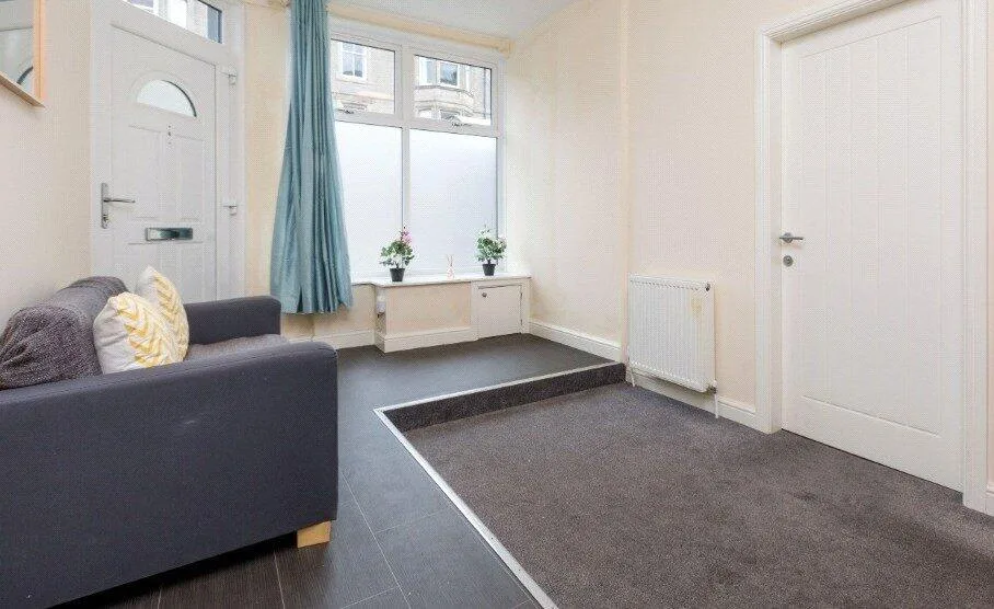 5 bedroom apartment for rent