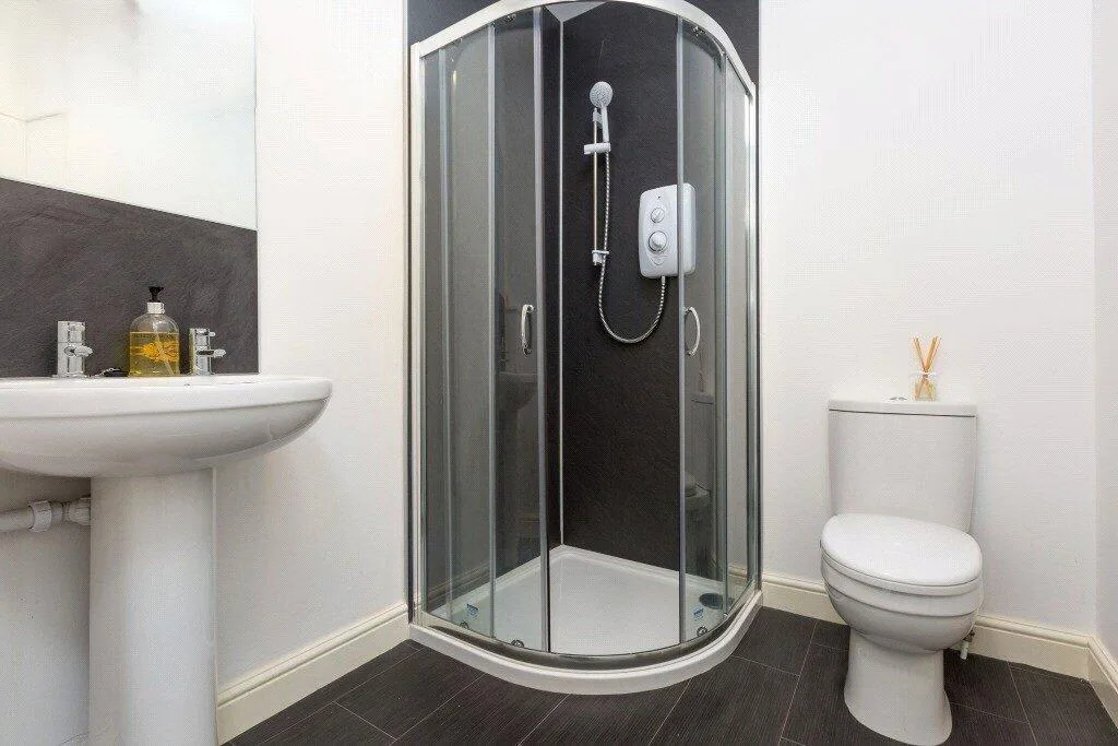 5 bedroom apartment for rent