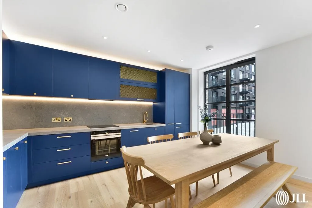 3 bedroom town house for rent