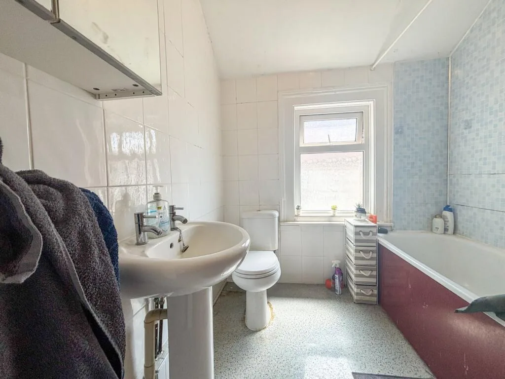 4 bedroom terraced house for rent
