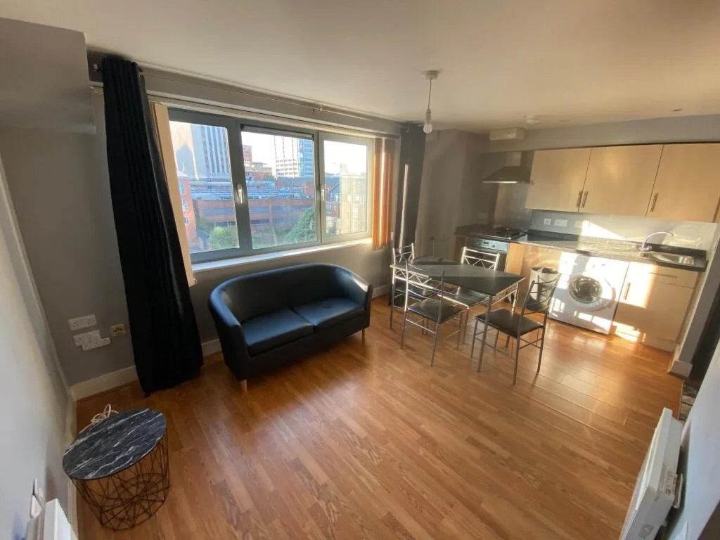 Studio flat for rent