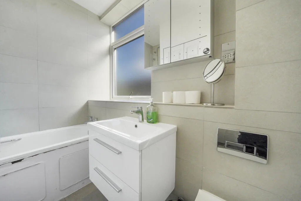 4 bedroom apartment for rent