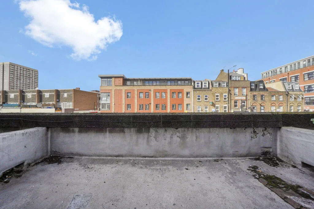 4 bedroom apartment for rent