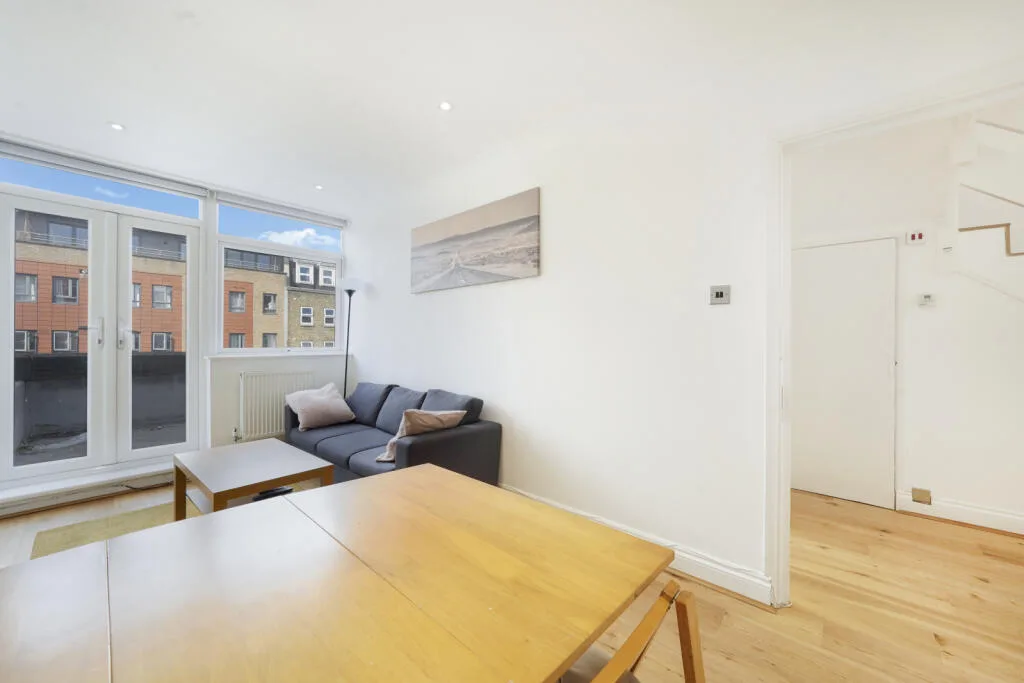 4 bedroom apartment for rent