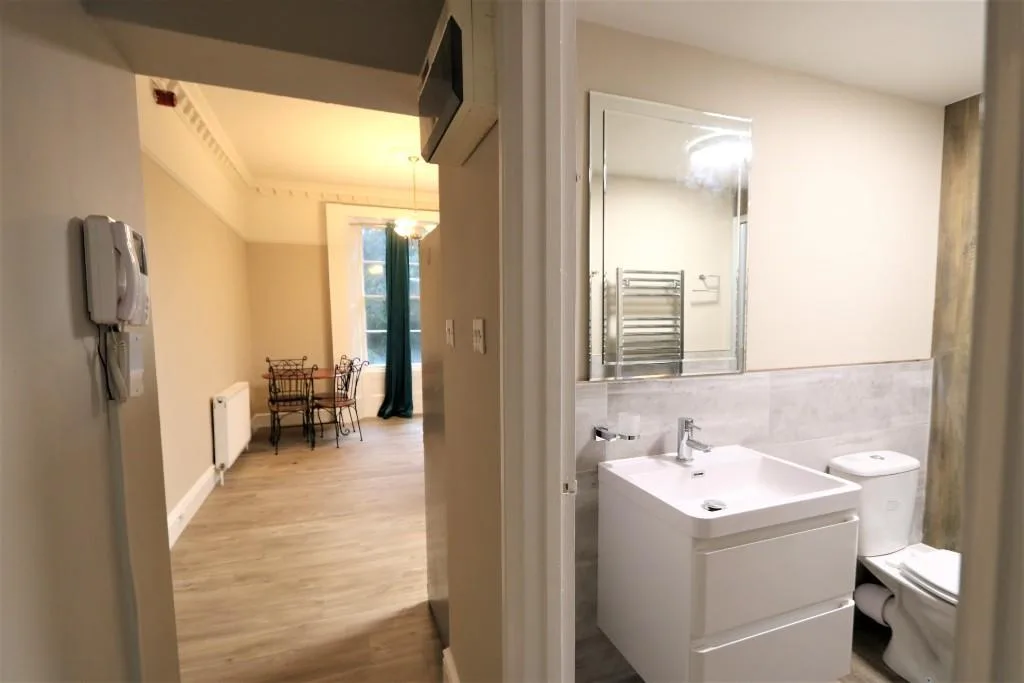 1 bedroom apartment for rent