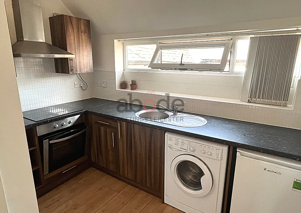 Studio flat for rent