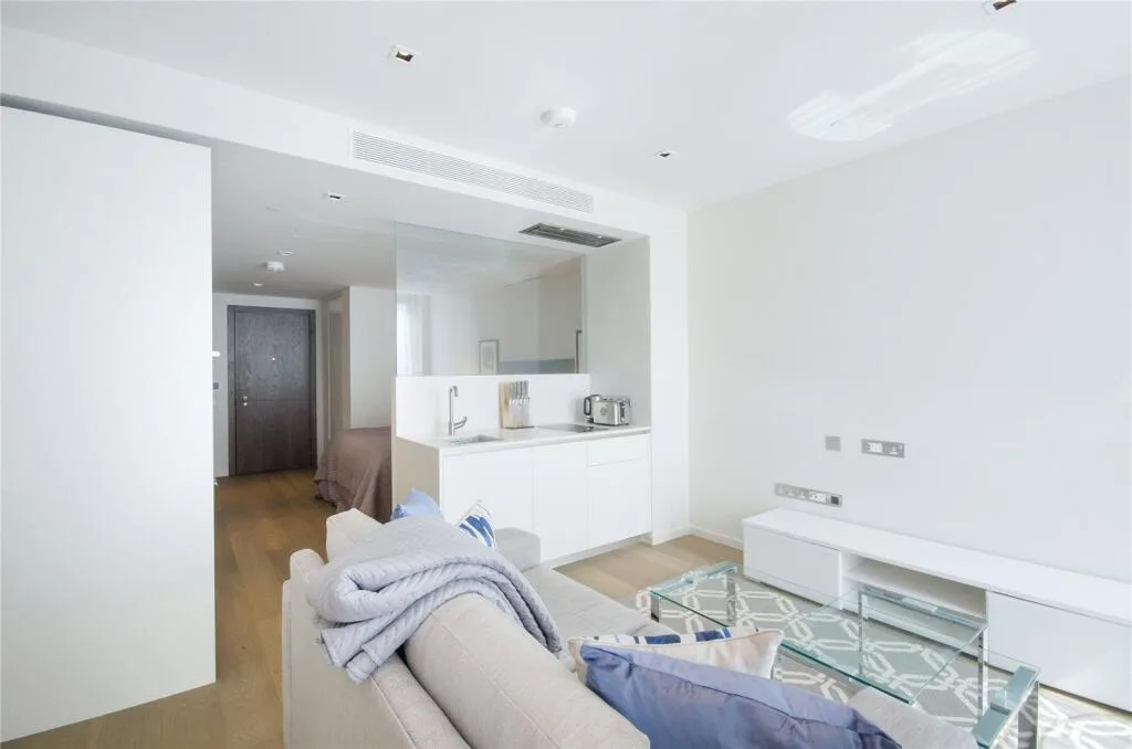 Studio apartment for rent
