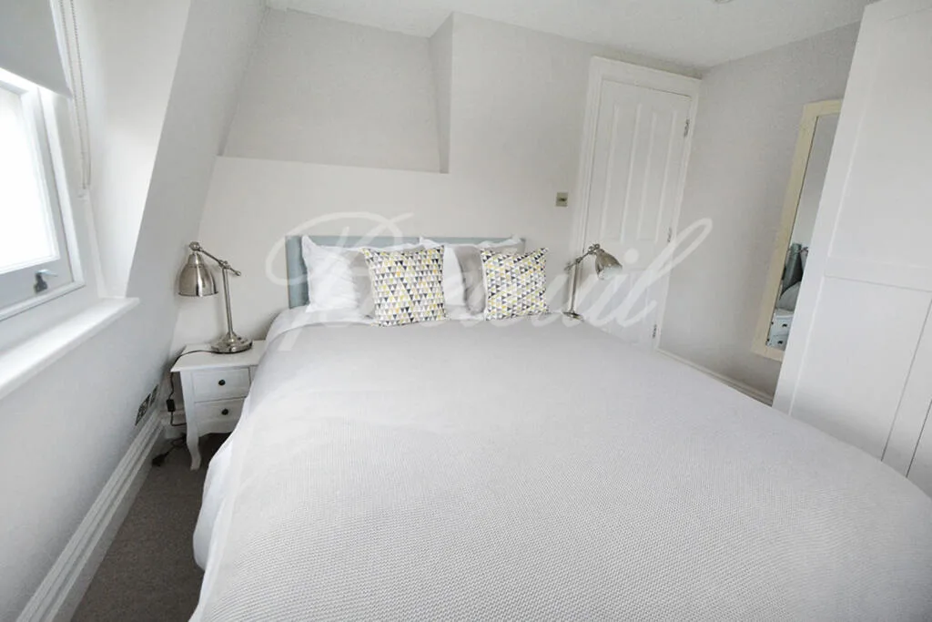 3 bedroom maisonette for rent
