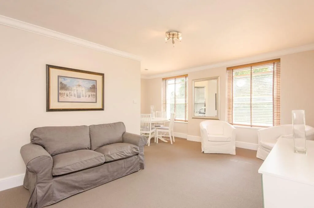 2 bedroom flat for rent