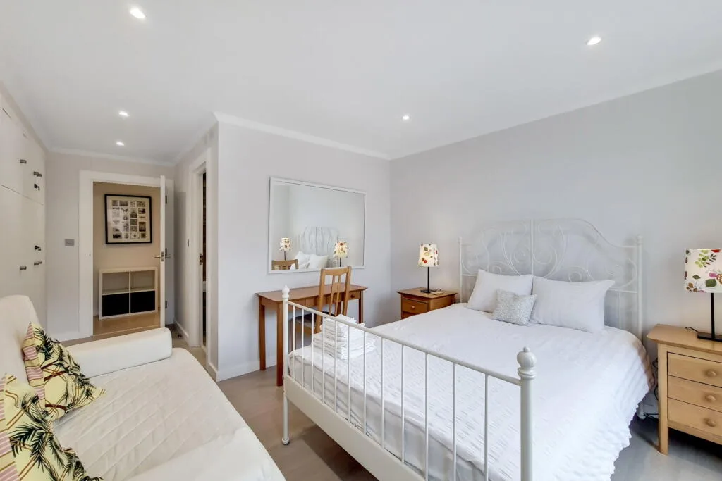 2 bedroom flat for rent