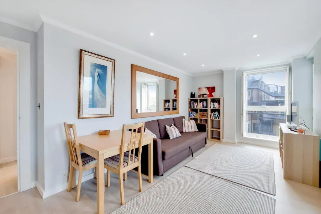 2 bedroom flat for rent