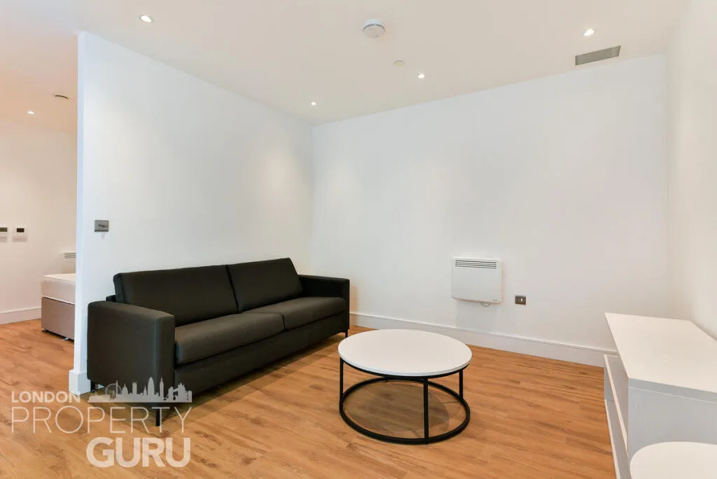 Studio apartment for rent