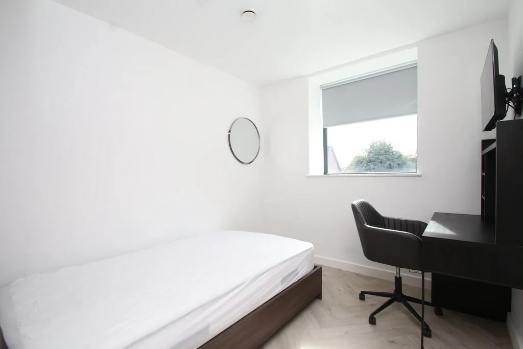 6 bedroom apartment for rent