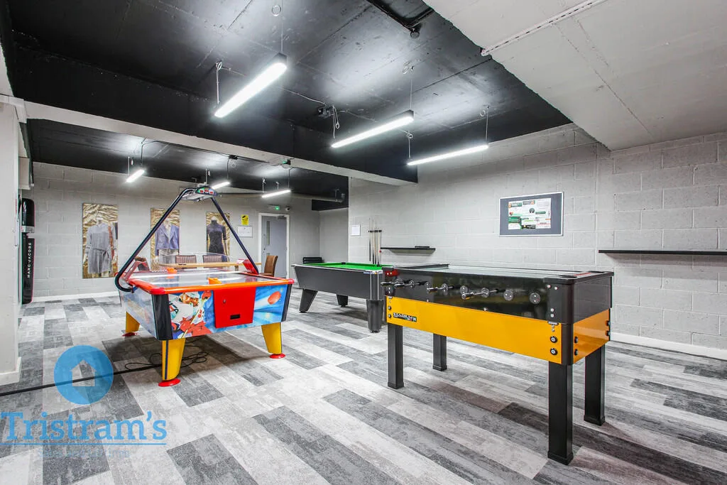 5 bedroom apartment for rent