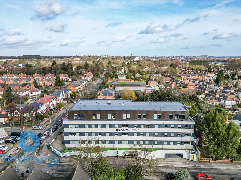 5 bedroom apartment for rent