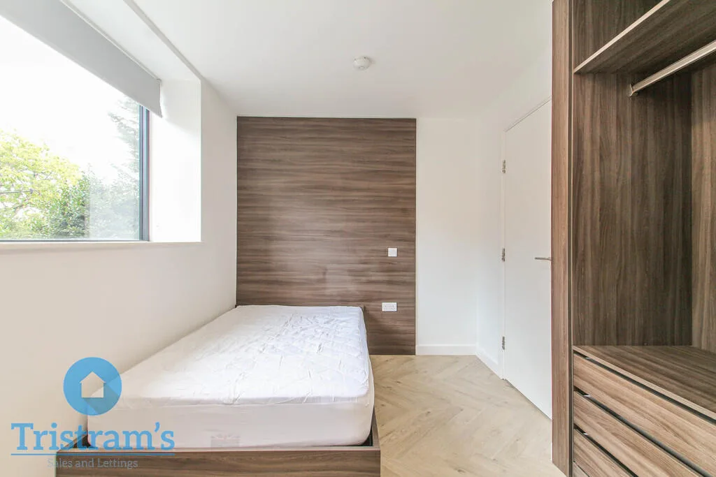 5 bedroom apartment for rent