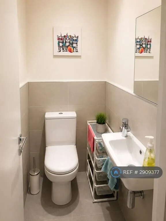 2 bedroom maisonette for rent