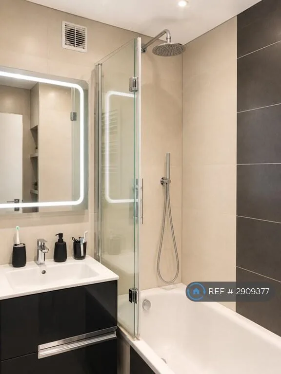2 bedroom maisonette for rent