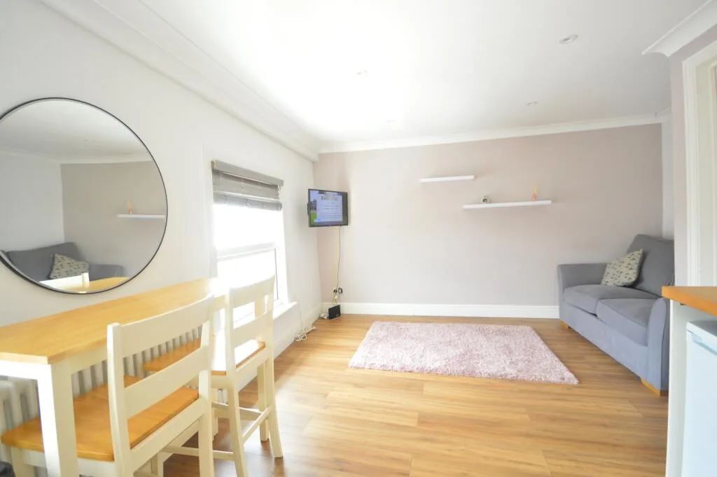 1 bedroom flat for rent