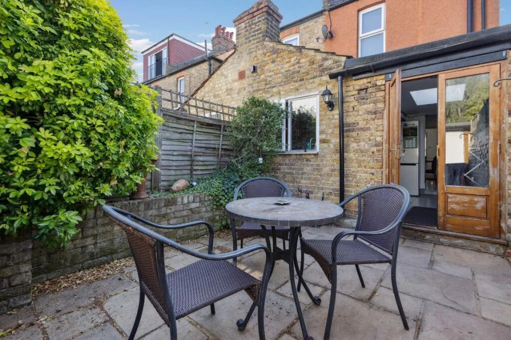3 bedroom house for rent