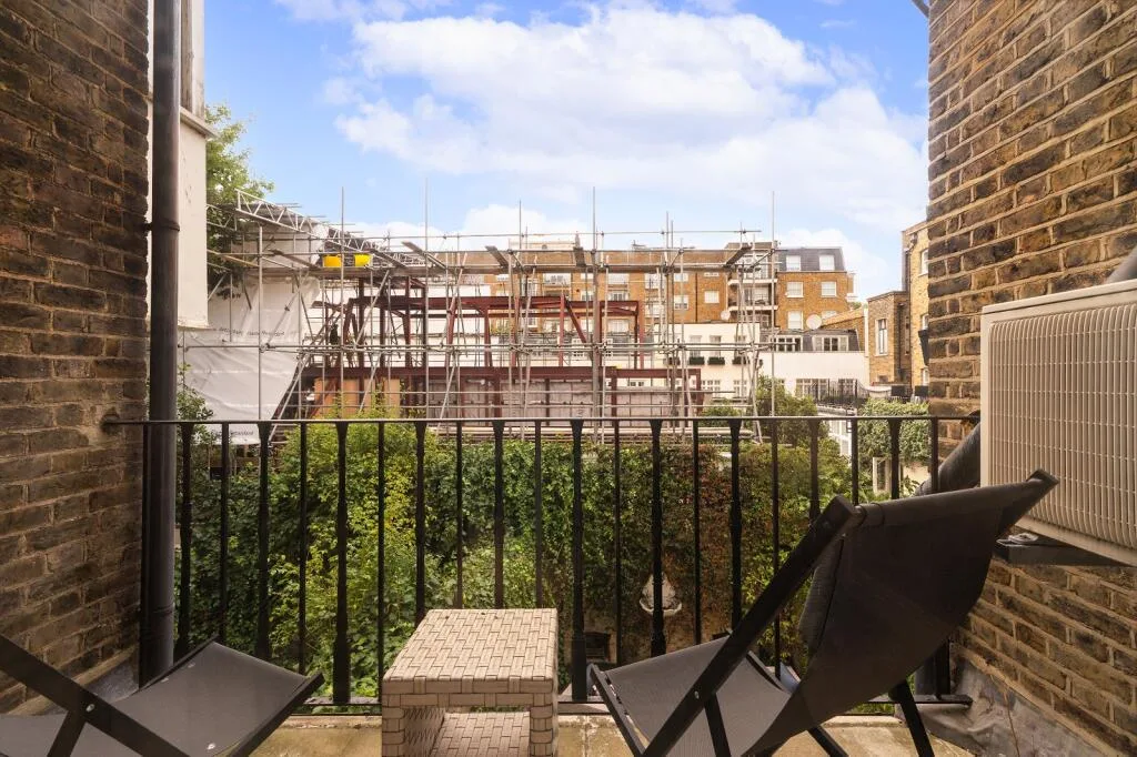 4 bedroom terraced house for rent