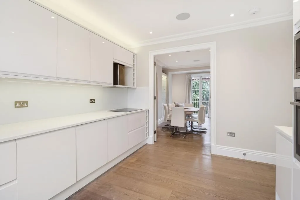 4 bedroom terraced house for rent
