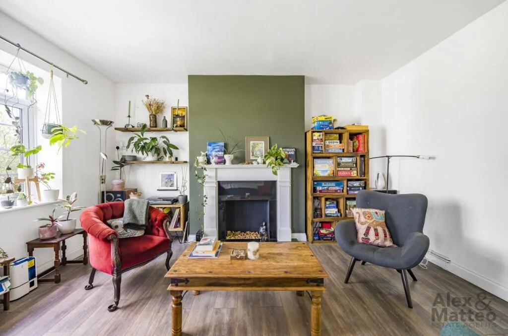 3 bedroom flat for rent