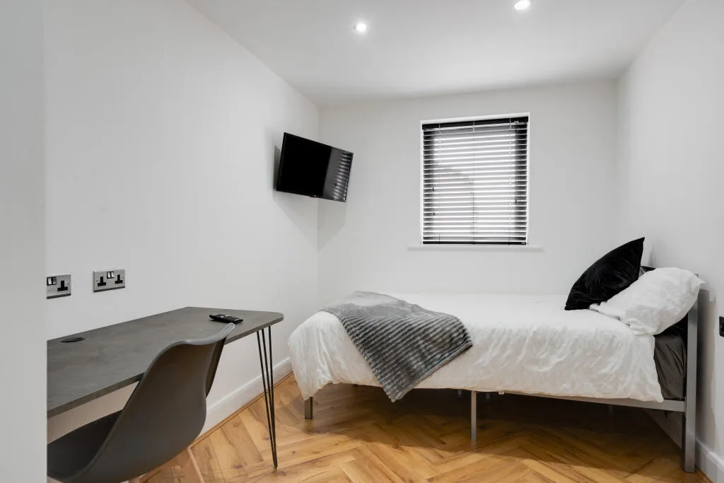 1 bedroom house share for rent